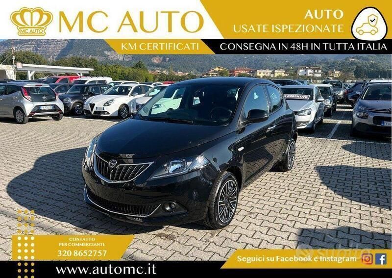 Usata Lancia Ypsilon Gold 69 CV (50 kW) 2023 Nero Utilitaria