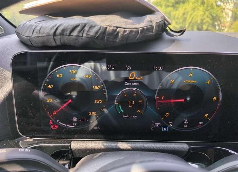 Usata Mercedes GLA200 Premium 150 CV (110 kW) 2021 SUV