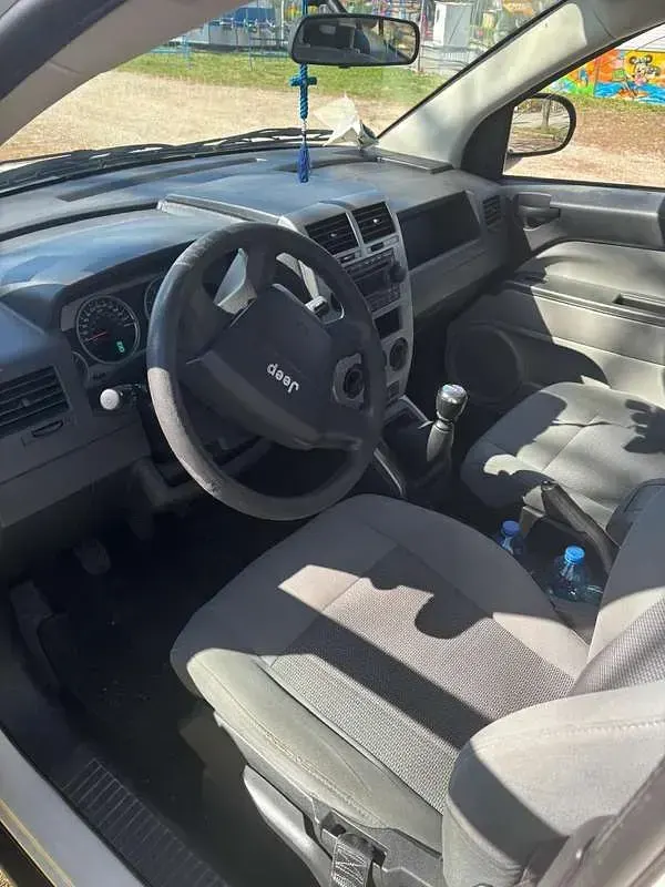 Usata Jeep Compass Sport 140 CV (102 kW) 2010 SUV