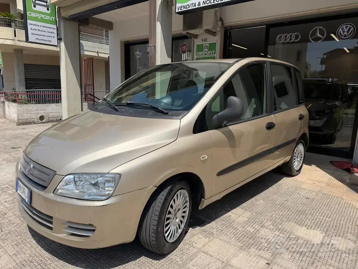 Usata Fiat Multipla Emotion 120 CV (88 kW) 2008 Marrone Monovolume