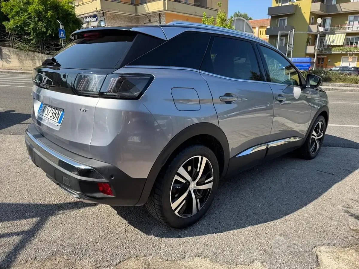 Usata Peugeot 3008 GT 131 CV (96 kW) 2022 Argento SUV