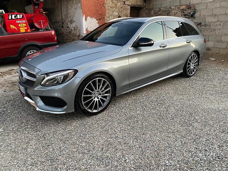 Usata Mercedes C220 Premium 170 CV (125 kW) 2015 Grigio Station wagon