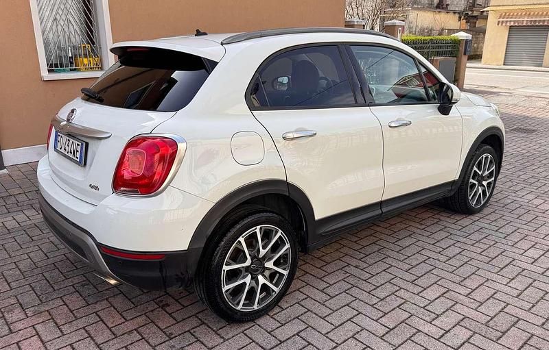 Usata Fiat 500 Cross Plus 140 CV (102 kW) 2016 Bianco Station wagon