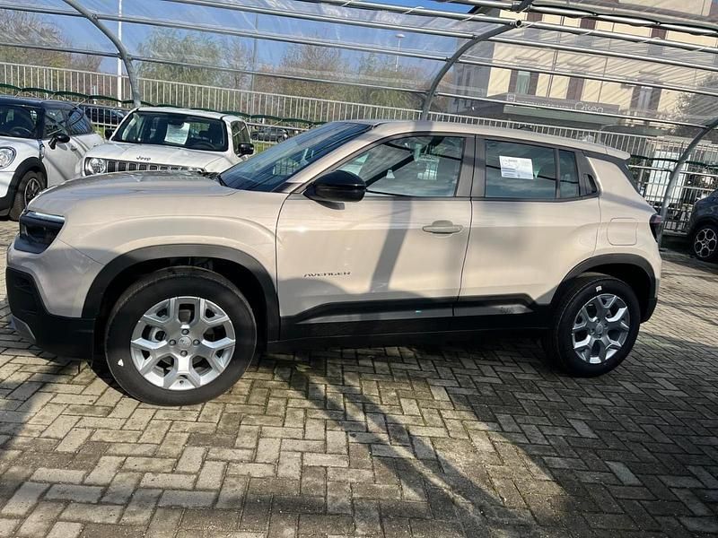 Nuova Jeep Avenger Altitude 101 CV (74 kW) 2025 Grigio tetto nero SUV
