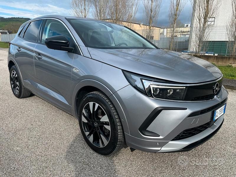 Usata Opel Grandland X Business 130 CV (95 kW) 2022 Grigio SUV