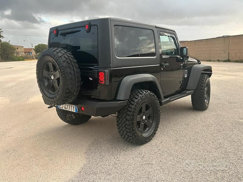 Usata Jeep Wrangler Rubicon 200 CV (147 kW) 2010 Nero SUV
