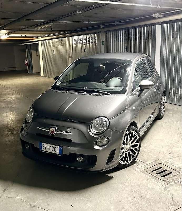 Grigio Usata 2014 Abarth 500C Cabrio | 13.000 € (Buon prezzo) - Immagine 1/4