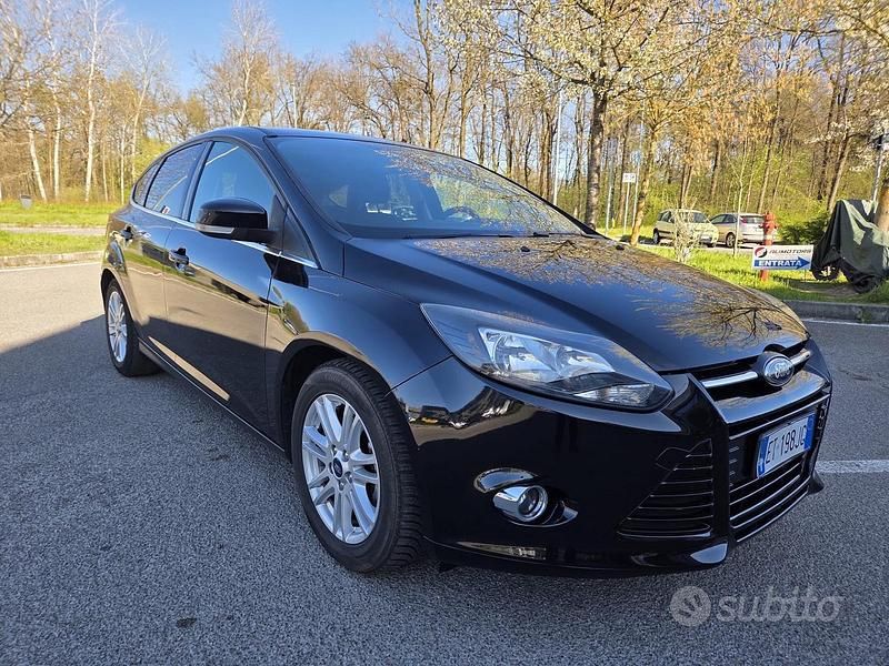 Usata Ford Focus Titanium 120 CV (88 kW) 2013 Nero Berlina