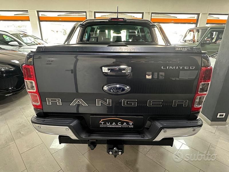 Usata Ford Ranger Limited 213 CV (156 kW) 2020 Blu Pick-up