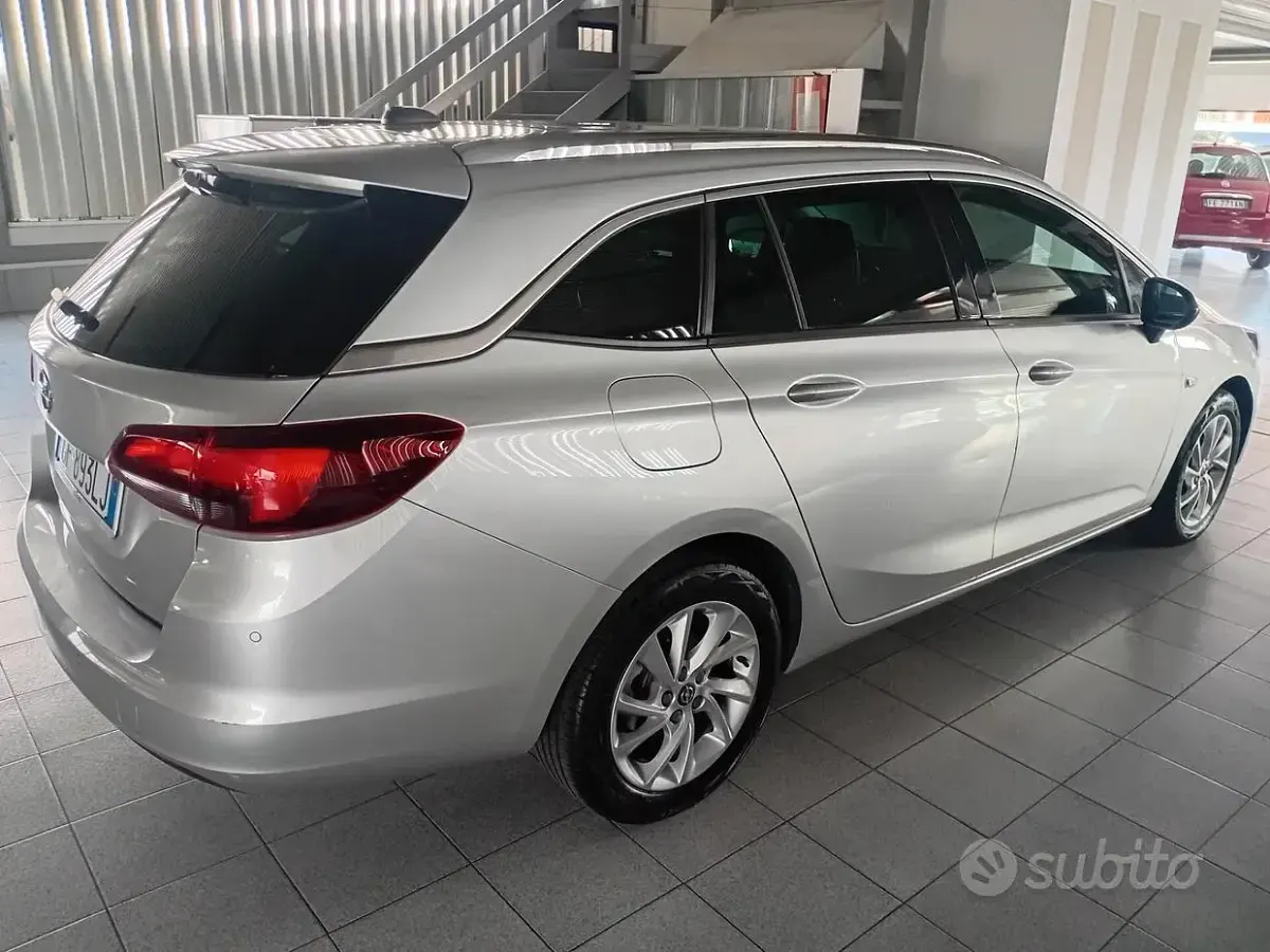 Käytetty Opel Astra S 122 HP (89 kW) 2021 Harmaa Farmari