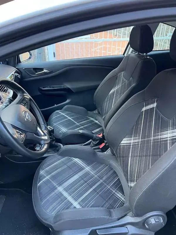 Usata Opel Corsa 90 CV (66 kW) 2016 Bianco Utilitaria