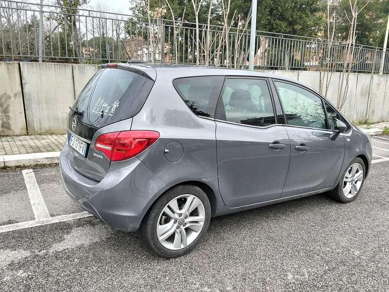 Usata Opel Meriva S 95 CV (69 kW) 2017 Grigio Monovolume