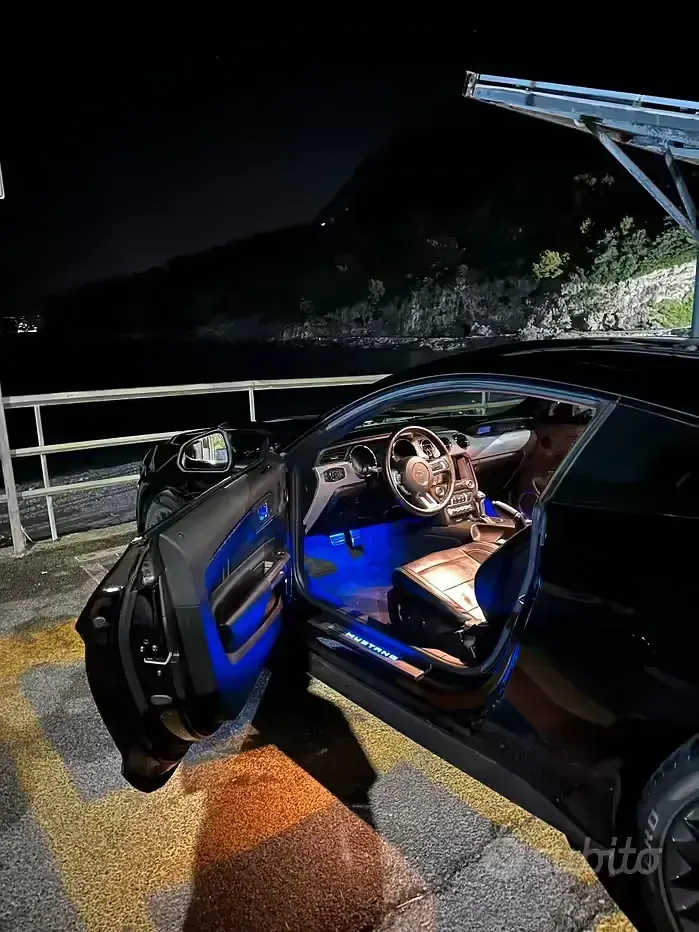 Usata Ford Mustang Fastback 317 CV (233 kW) 2017 Nero Coupé