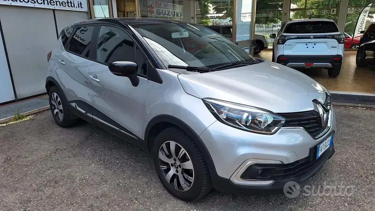 Usata Renault Captur 90 CV (66 kW) 2019 Grigio SUV