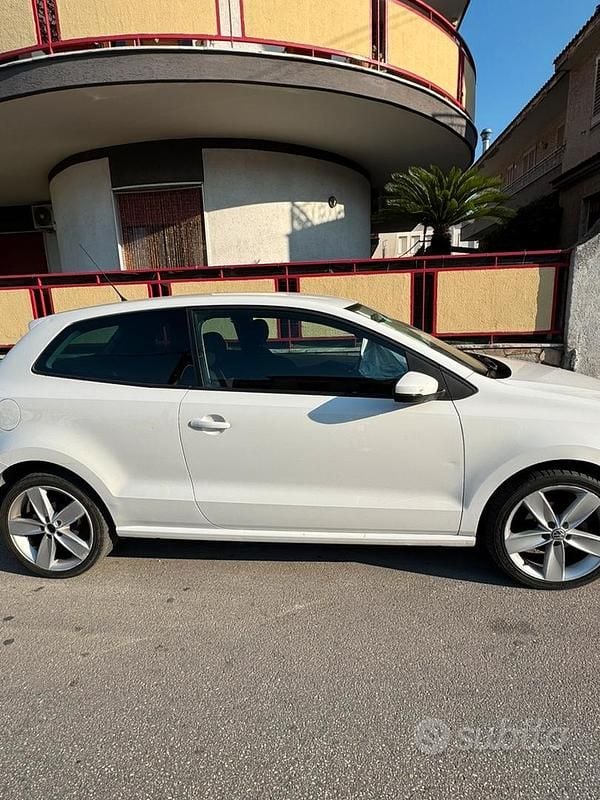 Usata VW Polo 90 CV (66 kW) 2012 Berlina
