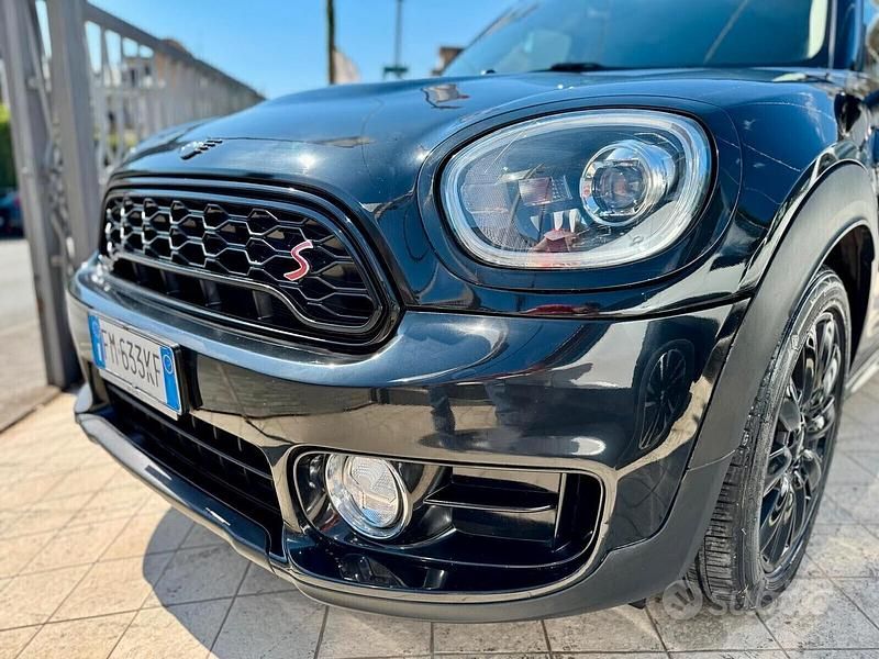 Nero Usata 2017 Mini Cooper SD Countryman Hype SUV | 15.500 € (Buon prezzo) - Immagine 1/4