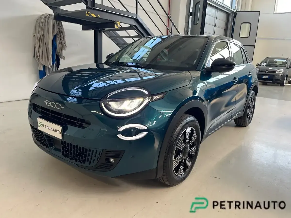Usata Fiat 600 145 CV (106 kW) 2025 SUV