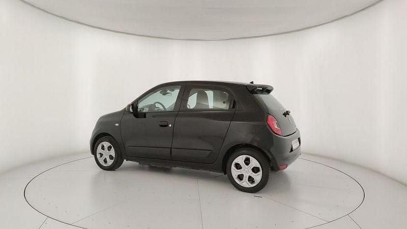 Usata Renault Twingo 30 kW (42 CV) 2023 Nero Utilitaria