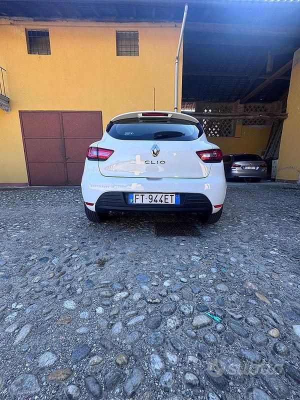 Usata Renault Clio IV 73 CV (53 kW) 2018 Bianco Utilitaria