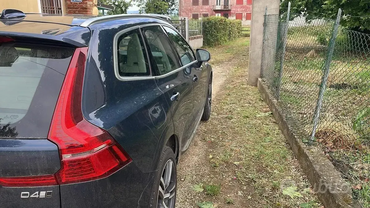 Usata Volvo XC60 2019 Blu SUV