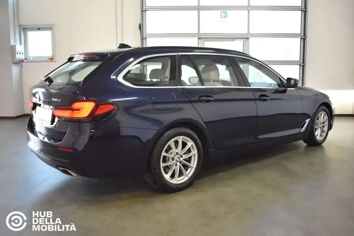 Usata BMW 518 150 CV (110 kW) 2022 Blu Station wagon