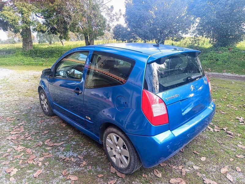 Usata Citroën C2 VTR Sport 73 CV (53 kW) 2006 Blu Utilitaria