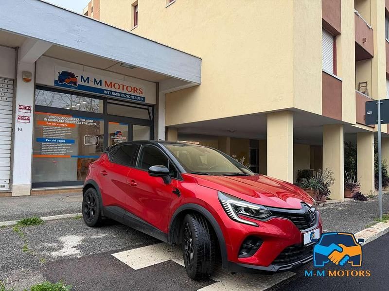 Usata Renault Captur Rive Gauche 145 CV (106 kW) 2022 Rosso SUV
