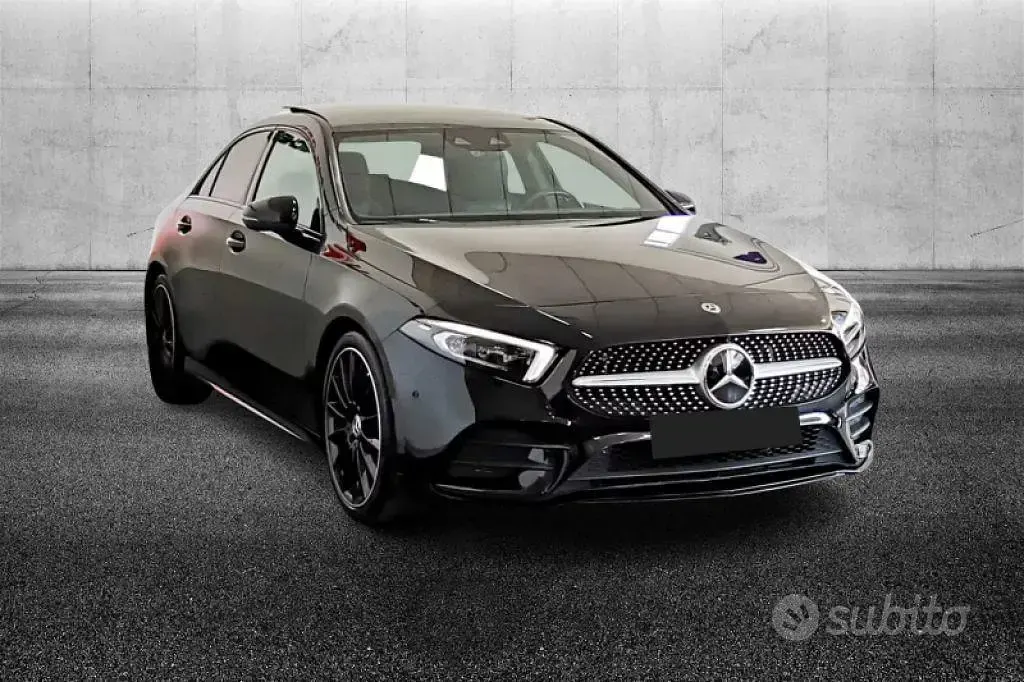 Usata Mercedes A250 Premium 224 CV (164 kW) 2019 Nero Berlina