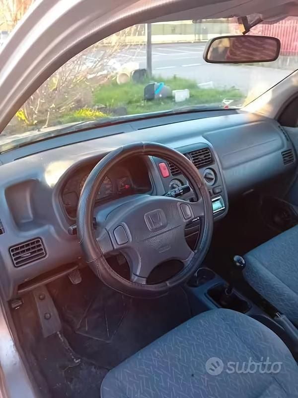 Usata Honda Logo 65 CV (47 kW) 1999 Grigio Utilitaria