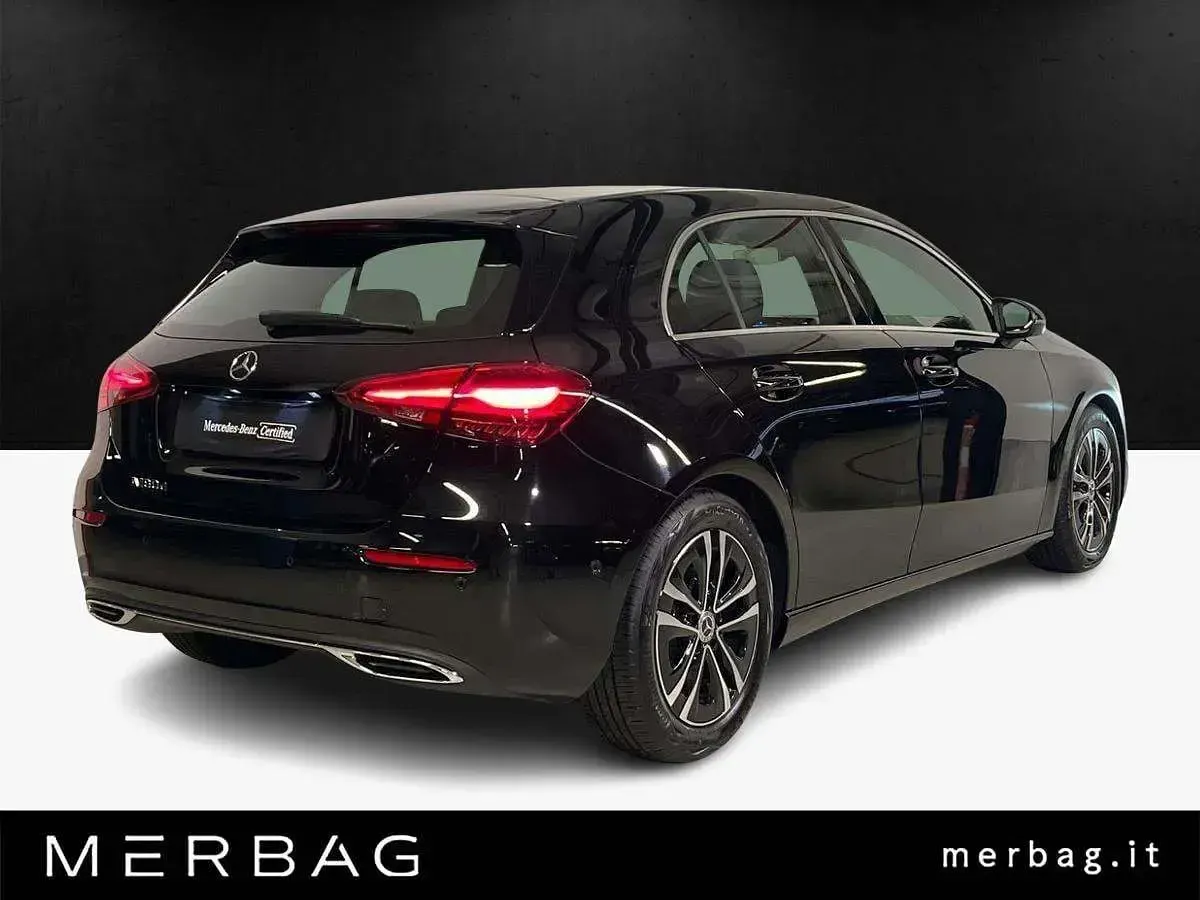 Usata Mercedes A180 Progressive 116 CV (85 kW) 2026 Nero Berlina