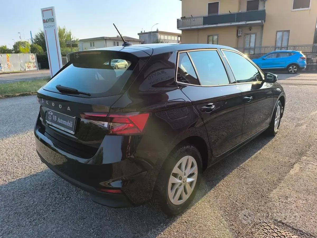 Usata Skoda Fabia Ambition 80 CV (58 kW) 2022 Nero Utilitaria