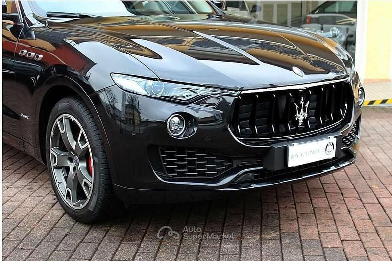 Usata Maserati GranSport 250 CV (183 kW) 2018 Nero Station wagon