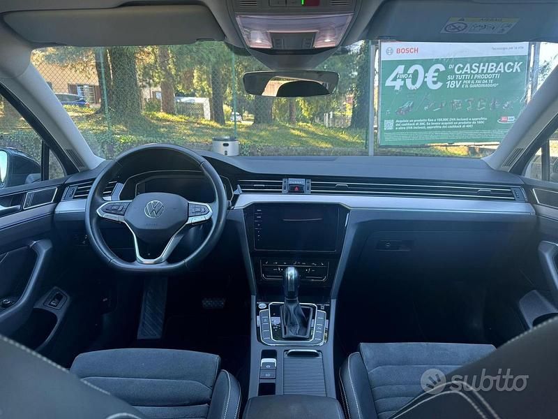 Usata VW Passat Executive 150 CV (110 kW) 2021 Grigio Station wagon