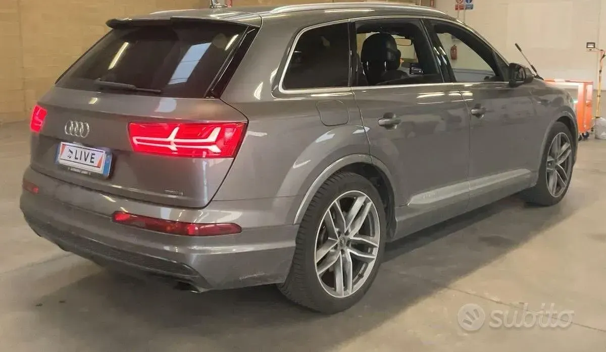 Usata Audi Q7 S-Line 272 CV (200 kW) 2016 Grigio SUV