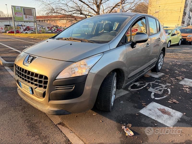 Usata Peugeot 3008 Active 120 CV (88 kW) 2010 Grigio Station wagon