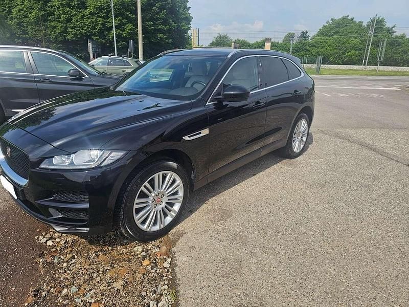 Usata Jaguar F-Pace 179 CV (131 kW) 2017 Nero SUV