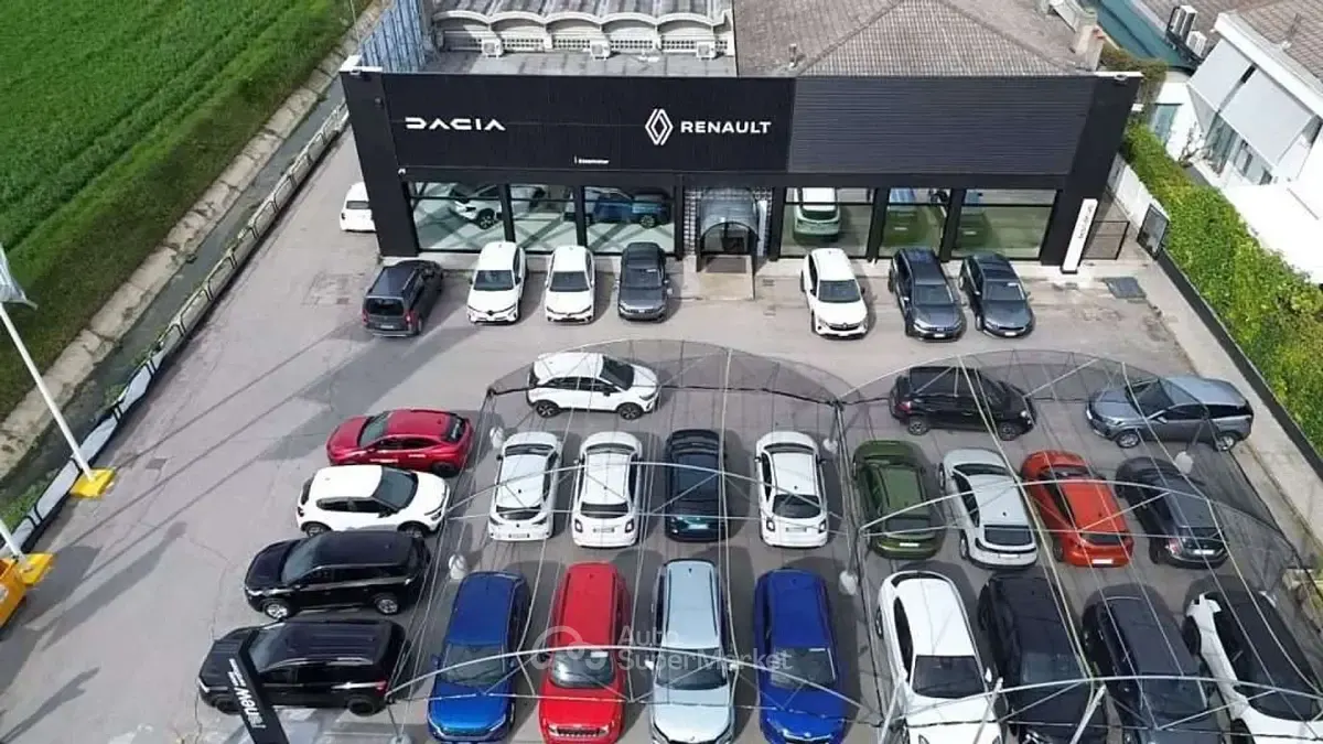 Usado Renault Austral Techno 200 CV (147 kW) 2023 Blanco SUV