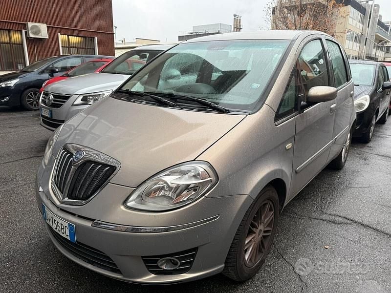 Usata Lancia Musa 95 CV (69 kW) 2009 Monovolume