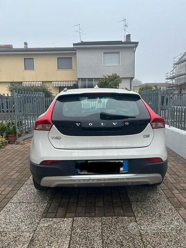 Occasion Volvo V40 CC 120 ch (88 kW) 2016 Blanc Break