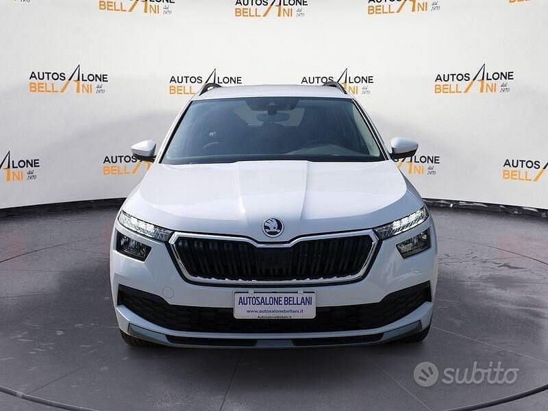 Usata Skoda Kamiq Ambition 110 CV (80 kW) 2022 Bianco metallizzato SUV