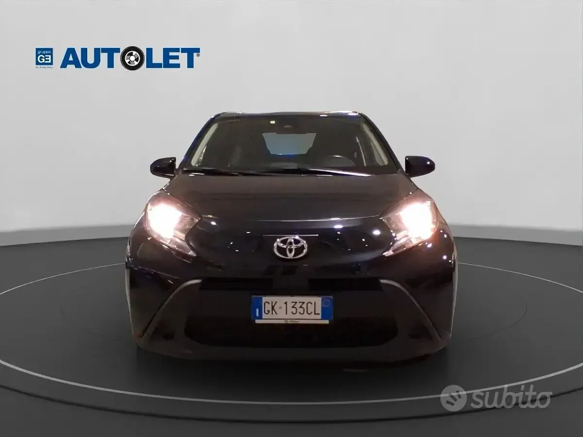 Usata Toyota Aygo X Active 72 CV (52 kW) 2022 Nero SUV