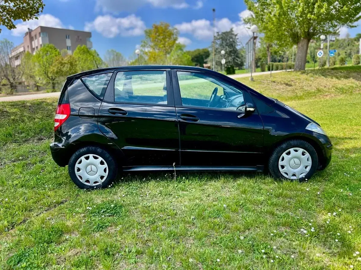 Usata Mercedes A160 Classic 82 CV (60 kW) 2006 Nero Berlina
