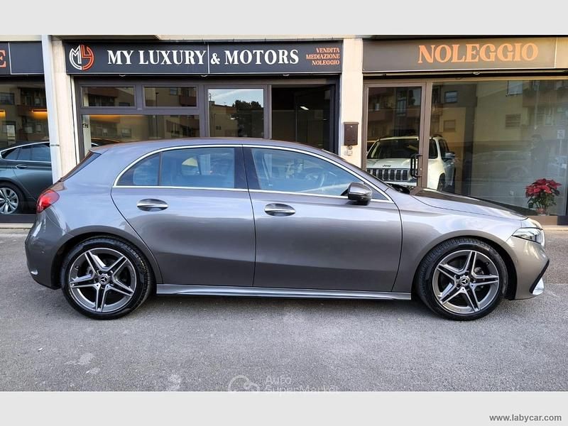 Usata Mercedes A180 AMG line 116 CV (85 kW) 2024 Nero Berlina