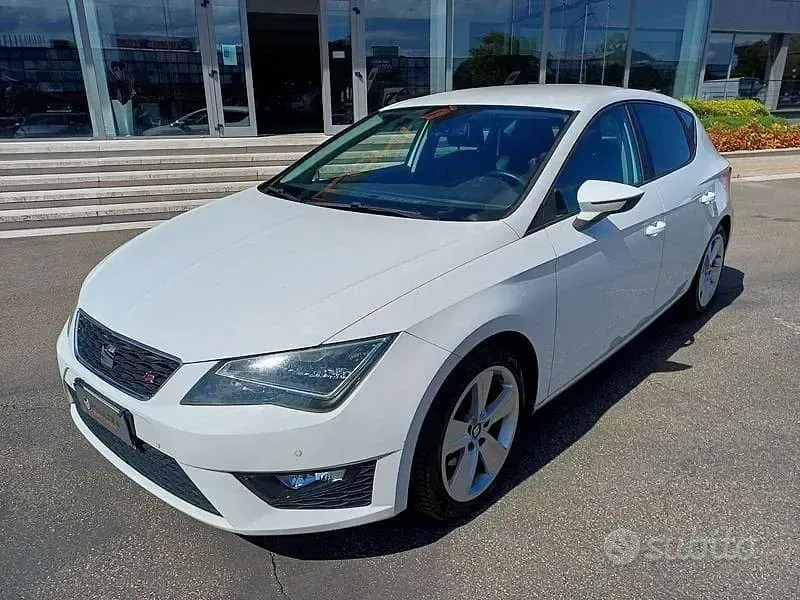 Usata Seat Leon FR 150 CV (110 kW) 2016 Bianco Berlina
