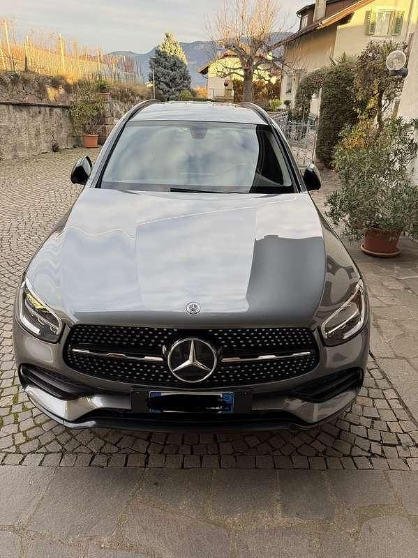 Usata 2022 Mercedes GLC300e Premium SUV | 43.900 € (Cara) - Immagine 1/4