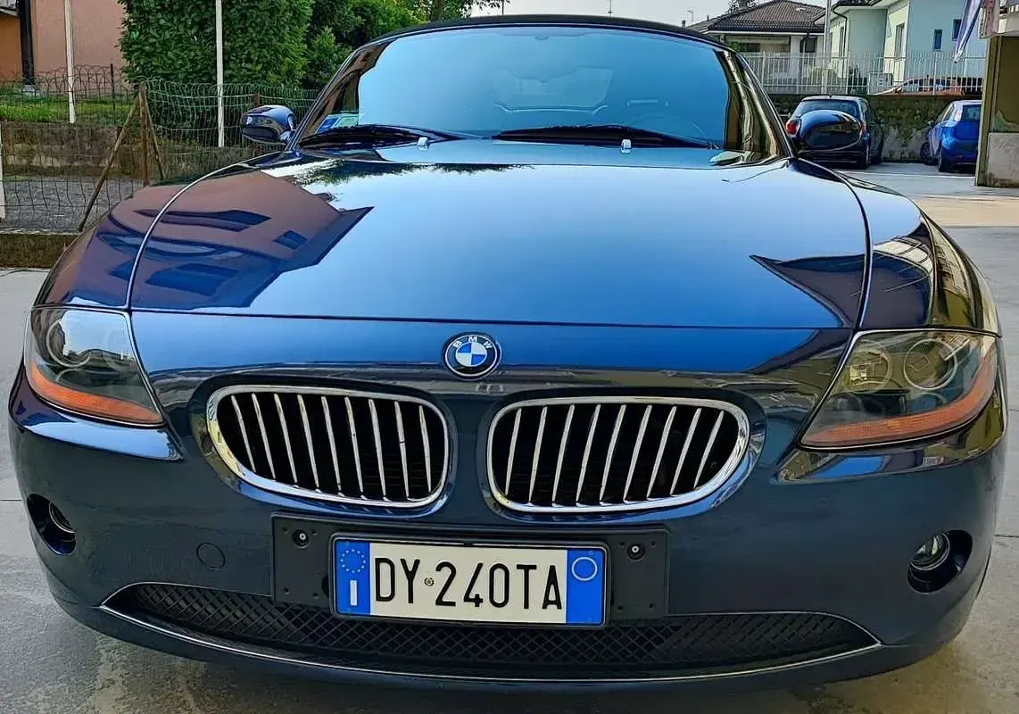Usata BMW Z4 170 CV (125 kW) 2005 Blu Cabrio