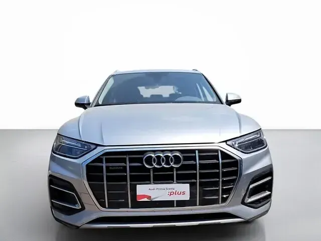 Usata Audi Q5 Advanced 204 CV (150 kW) 2023 Argento fioretto metallizzato SUV