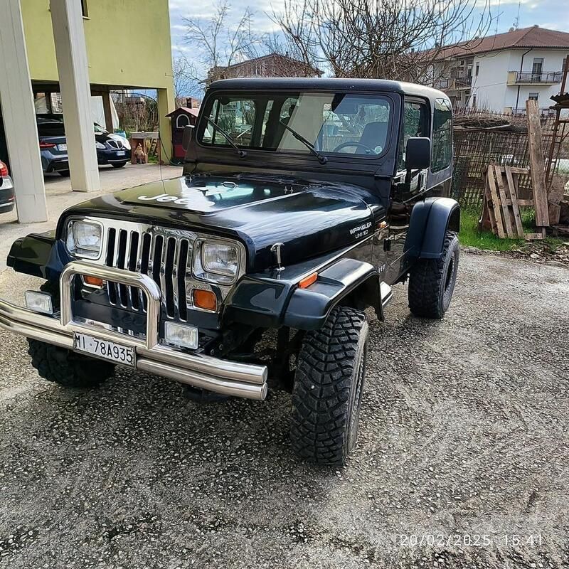 Usata Jeep Wrangler 184 CV (135 kW) 1994 SUV