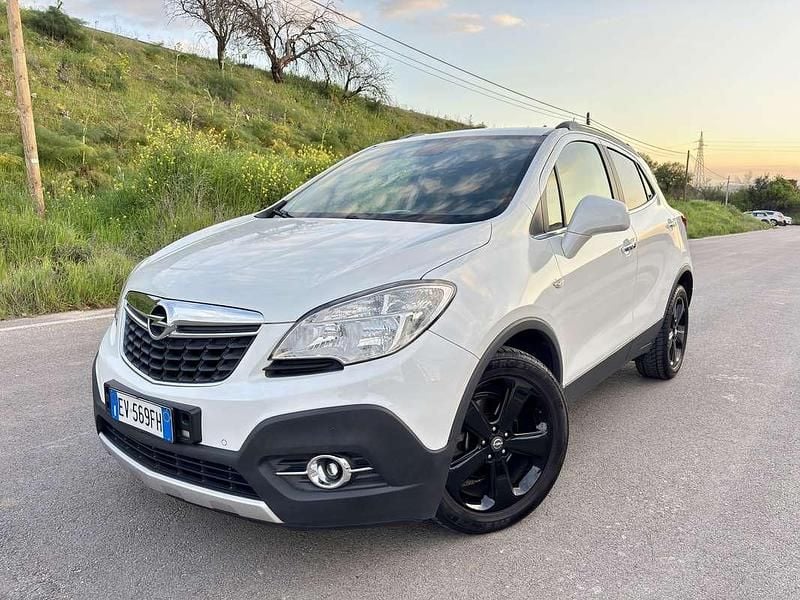 Usata Opel Mokka Cosmo 131 CV (96 kW) 2014 Bianco SUV