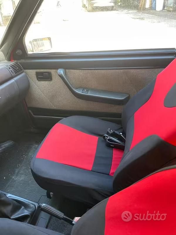 Usata Fiat Uno 49 CV (36 kW) 1993 Rosso Utilitaria